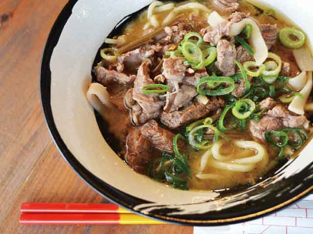 炭火麺屋 市