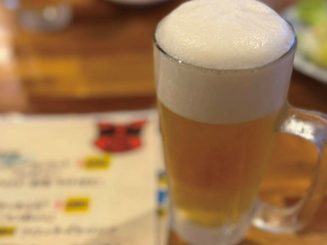 夏の夜の韓国料理マシッソヨ